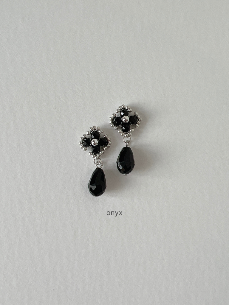 Hisui Dangle Studs
