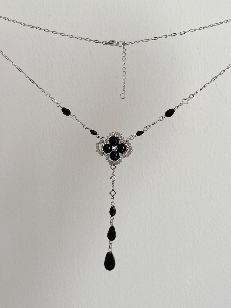 Yui Lariat Necklace