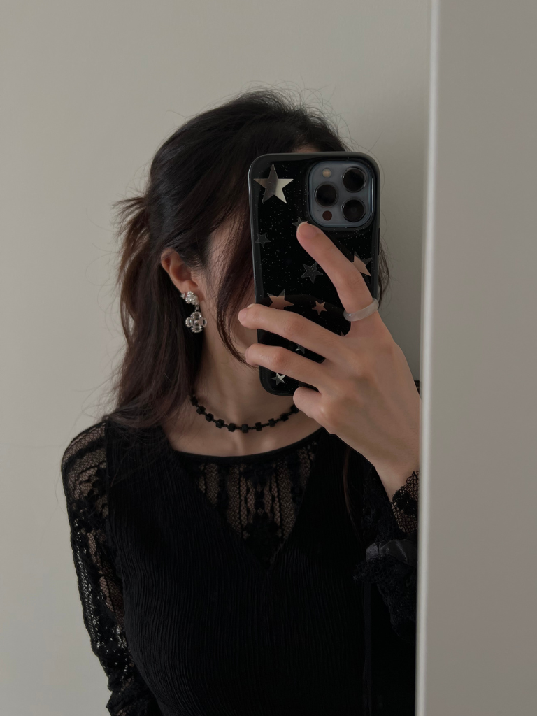 Akito Cube Necklace