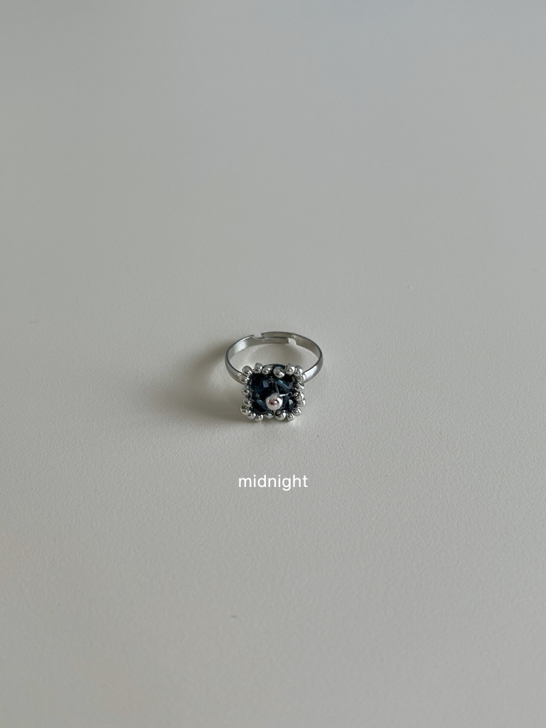 Beaded Diamond Ring