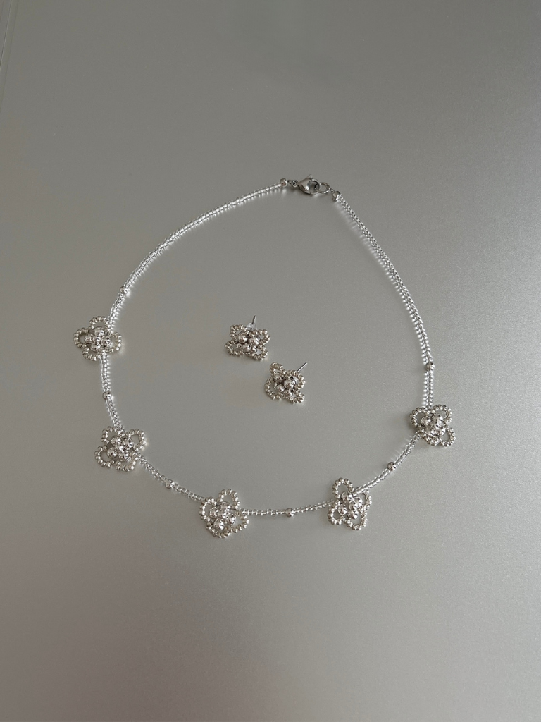 Sachi Clover Necklace – KIKYO Sachi Clover Necklace – KIKYO