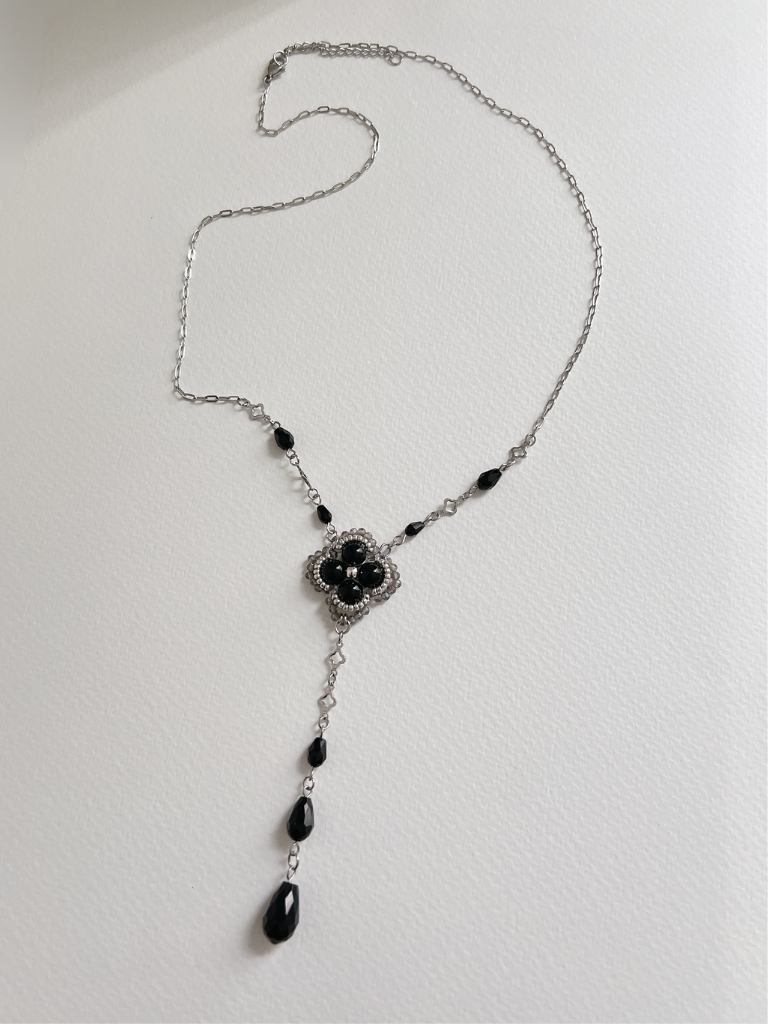 Yui Lariat Necklace