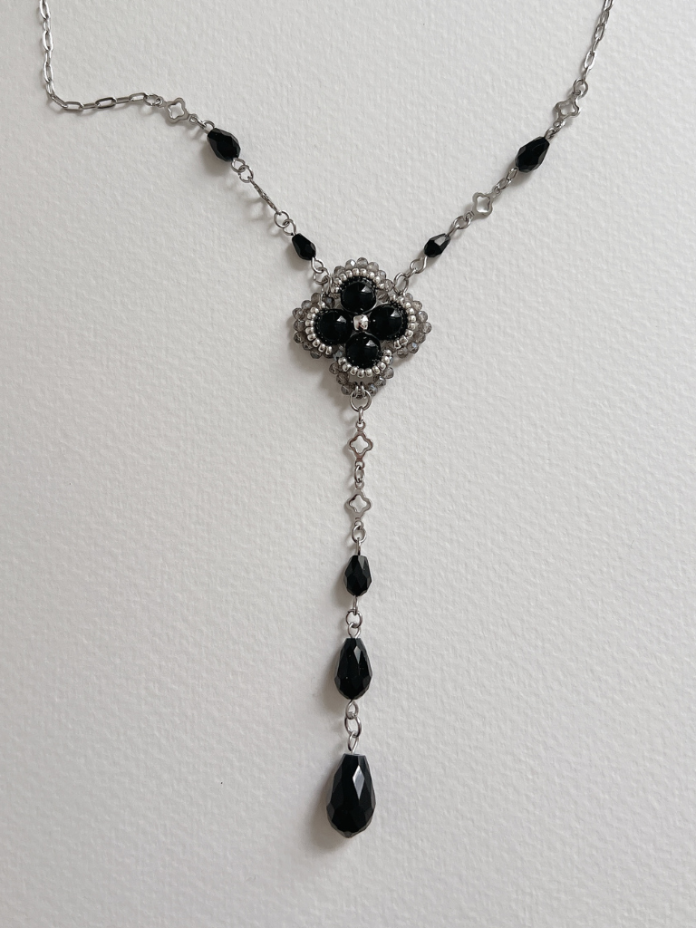 Yui Lariat Necklace