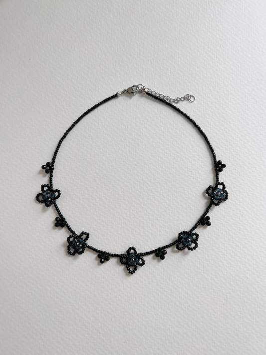 Sachi Clover Necklace in Smoke