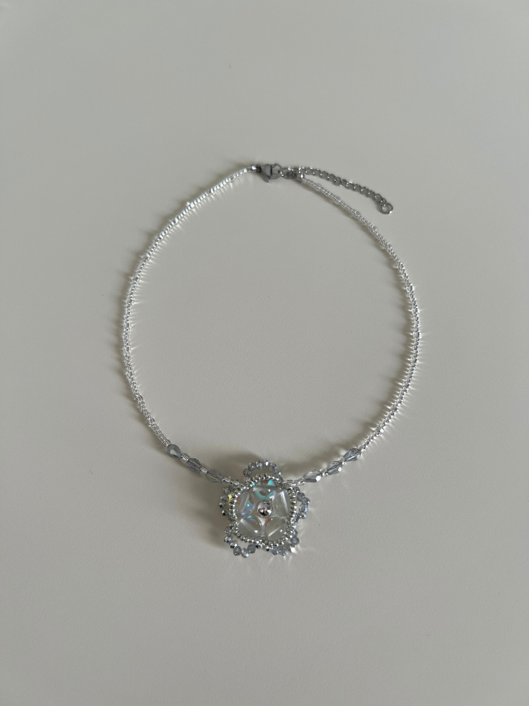 Hydrangea Hana Necklace