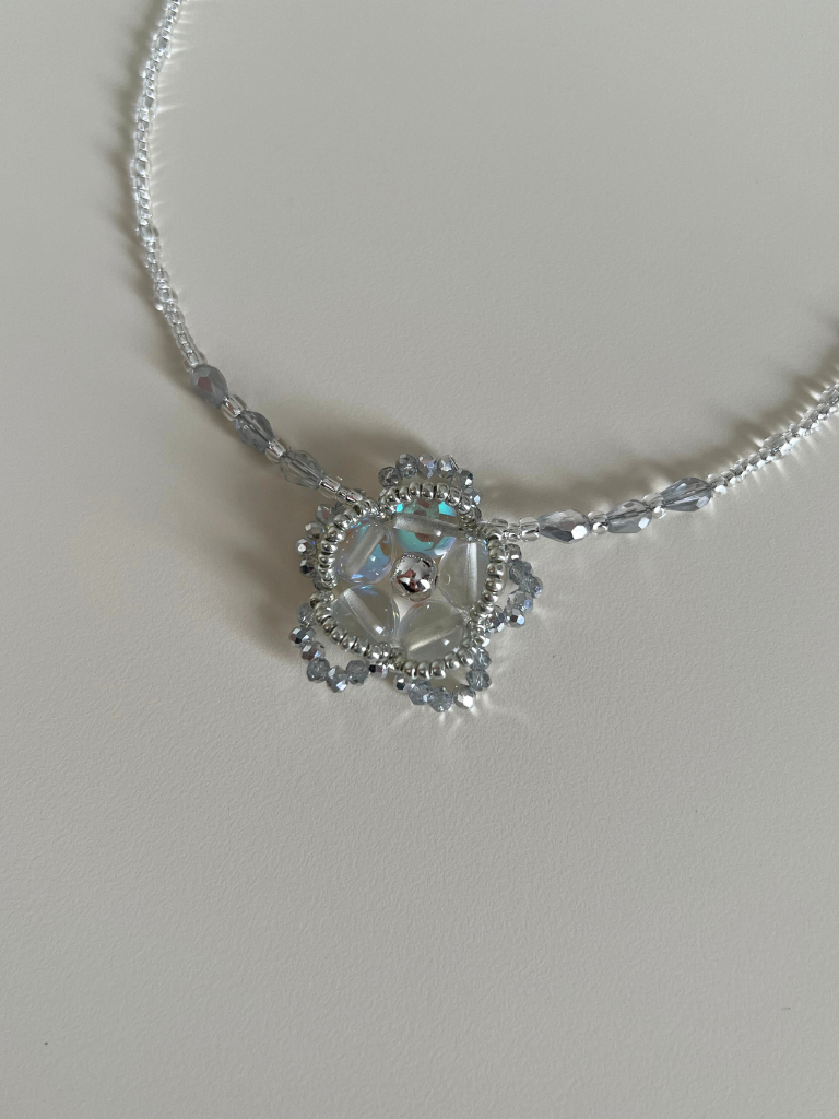 Hydrangea Hana Necklace