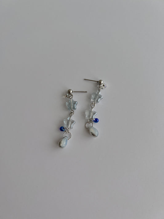 Petite Star Earrings